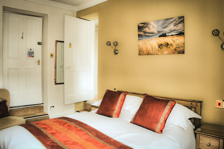Bedroom 2, West End Guest House, North Yorkshire
