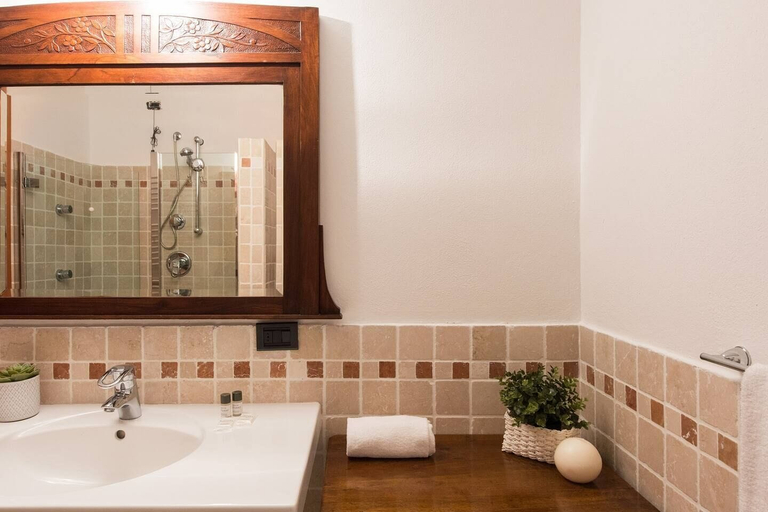 Bathroom 2, JOIVY Viale Geno - Como Lake, Como