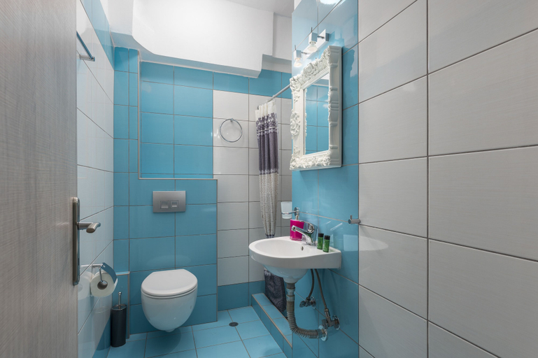 Bathroom 5, Ouzas Luxury Hotel, Central Macedonia