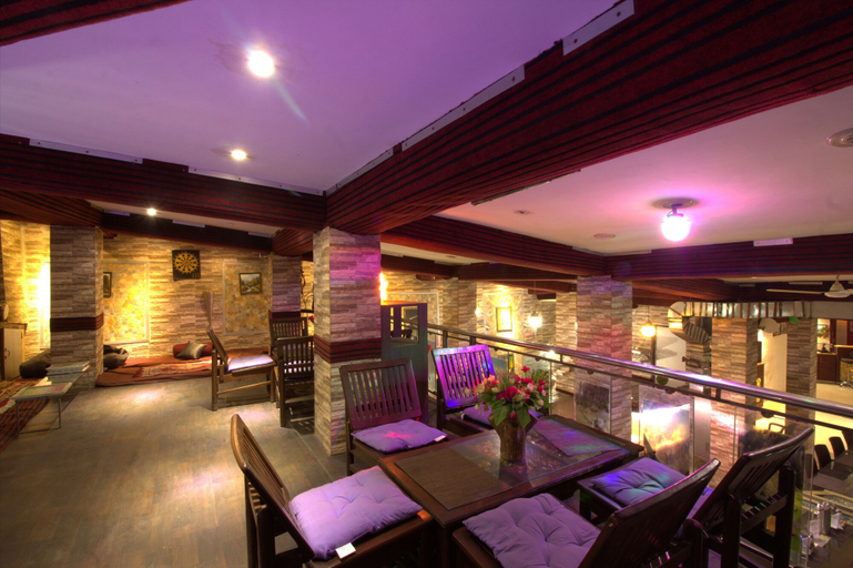 Food & Drinks 4, Hotel Gandhi's Paradise, Kangra