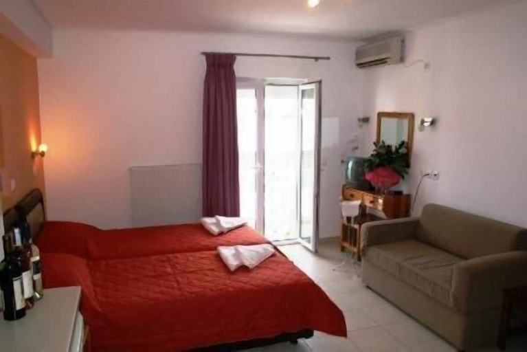 Bedroom 5, Hotel Aria, North Aegean