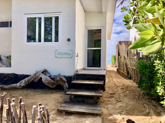 Exterior & Views, Sandy Feet House, Isabela