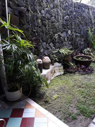 Others 3, Aty Noor Homestay, Sleman