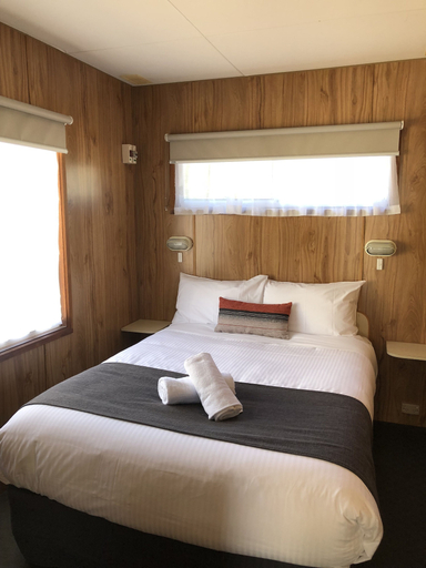 Bedroom 3, BIG4 Taggerty Holiday Park, Murrindindi - East