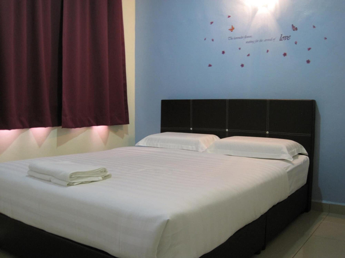 Bedroom 3, Max Inn Suite Hotel, Batu Pahat