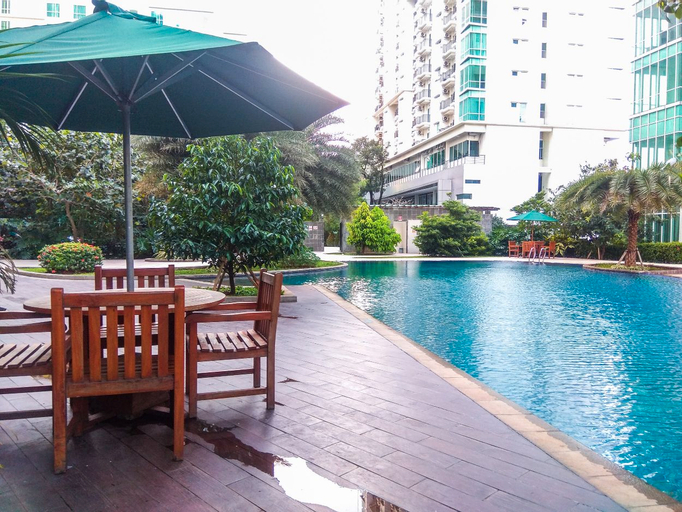 Sport & Beauty 4, Comfy and Minimalist 1BR Apartment at Woodland Park Residence By Travelio, South Jakarta