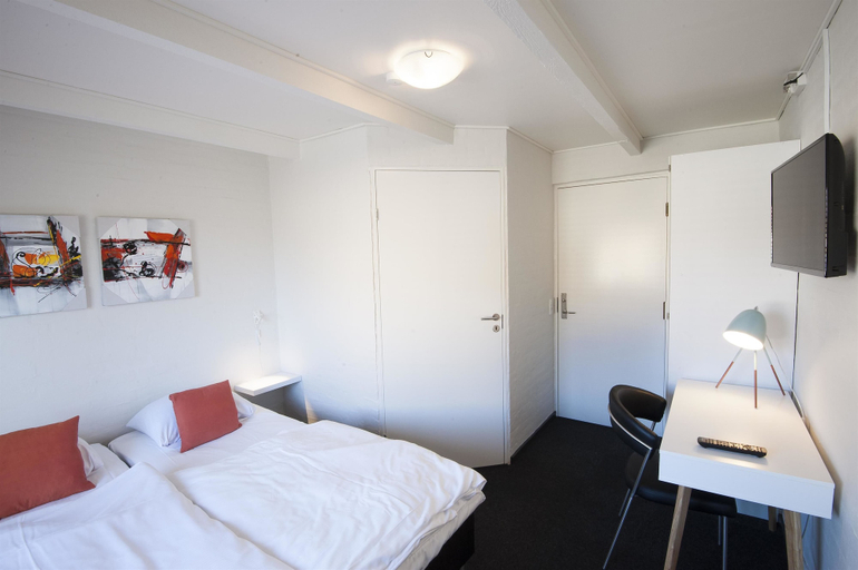 Bedroom 2, Benniksgaard Bed & Breakfast, Sønderborg