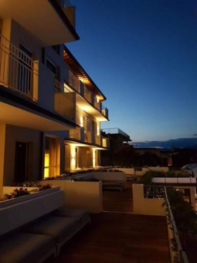 Exterior & Views 2, Hotel Palazzo Del Garda & Spa, Brescia