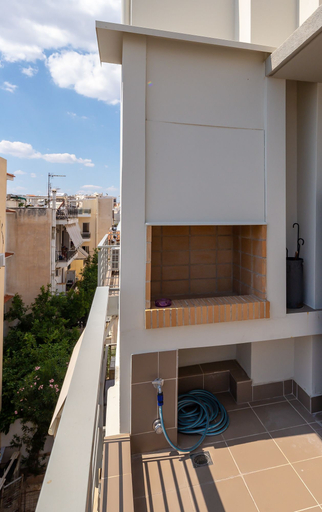 Others 5, Solon - Deluxe City Center Apartment, Attica