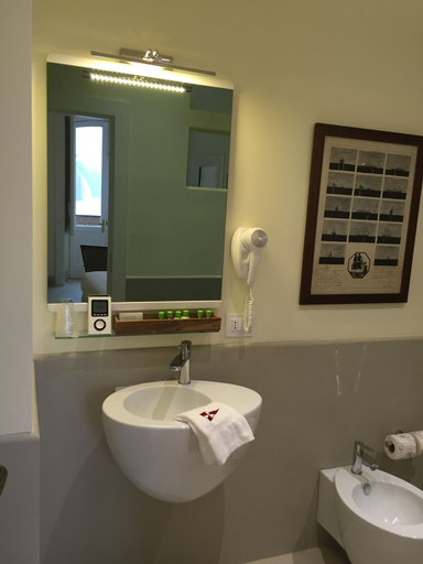 Bathroom 3, Yacht Club Capo Cervo Suites B&B, Napoli