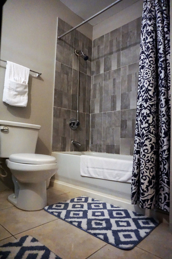 Bathroom 3, New Kingston Guest Apt Surbiton