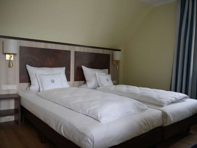 Bedroom 4, Hotel und Gästehaus Seehof, Bodenseekreis