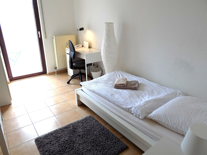 Bedroom 3, ApartInn Hotels & Apartments EH, Mannheim