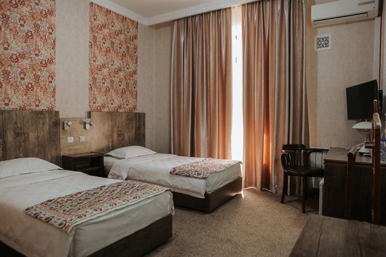 Bedroom 2, Omar Khayyam, Buxoro