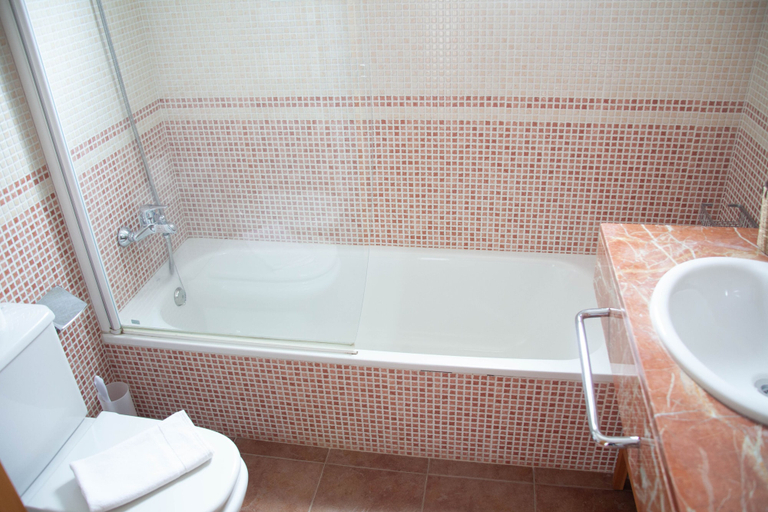 Bathroom 4, HOMEnFUN Menorca Punta Grossa, Baleares