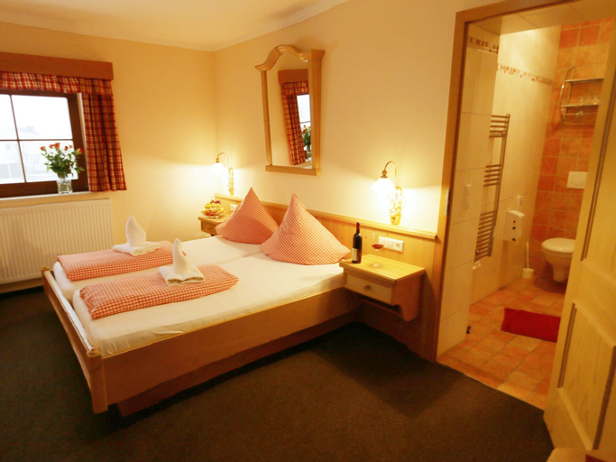 Bedroom 2, Hotel Sonnekalb, Burgenlandkreis