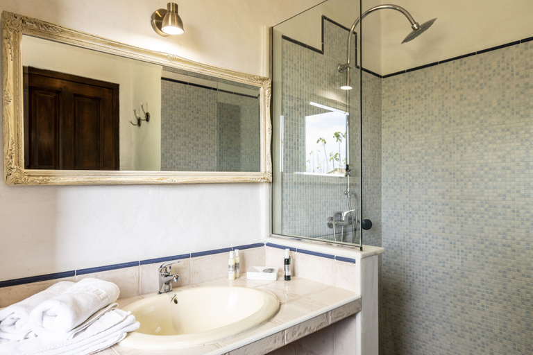 Bathroom 4, Paraiso Perdido, Cádiz