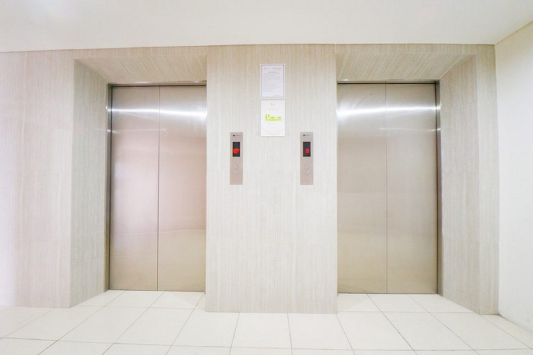 Others 5, RedDoorz Apartment near Bundaran Satelit Surabaya, Surabaya
