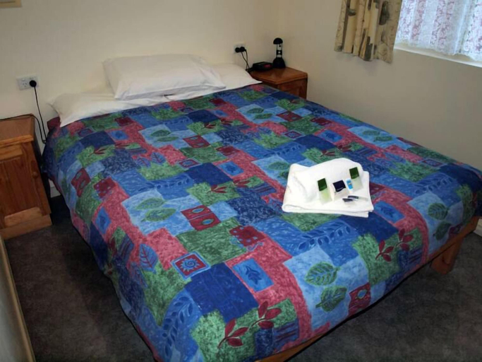 Bedroom 3, Albany Holiday Park, Albany
