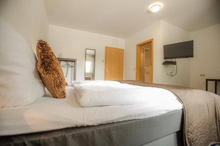 Bedroom 2, Hotel Degen, Kaiserslautern