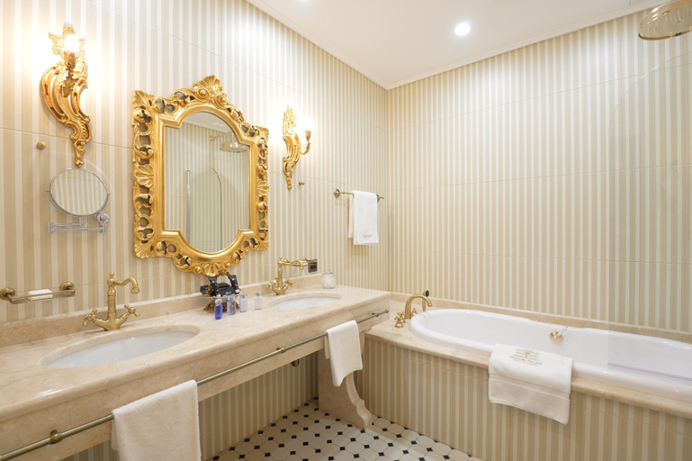 Bathroom 4, Trezzini Palace Boutique Hotel, Sankt-Peterburg gorsovet
