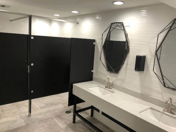 Bathroom 4, Midtown Hotel - Downtown New Orleans, Orleans