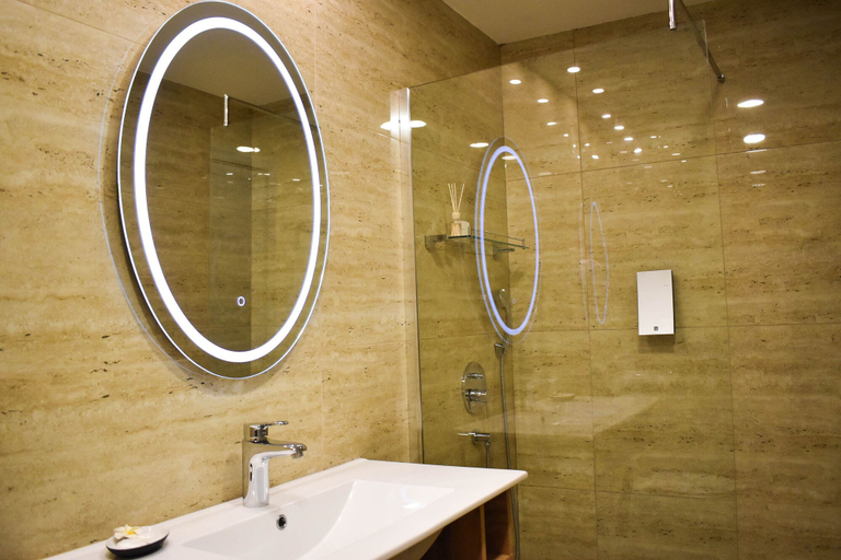 Bathroom 5, Nobel Gallery Hotel, Belgrade