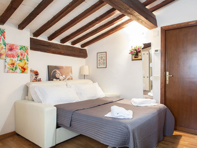 Bedroom 5, Romantic Terme Studio, Florence