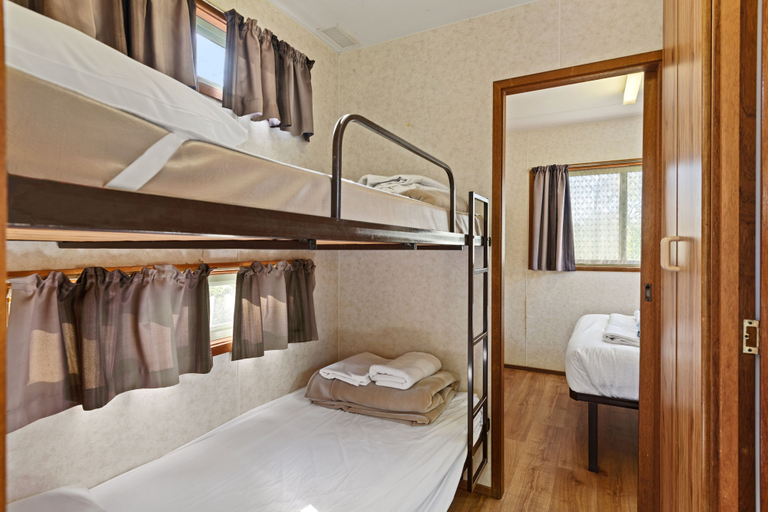 Bedroom 3, Discovery Parks - Barossa Valley, Barossa  - Tanunda