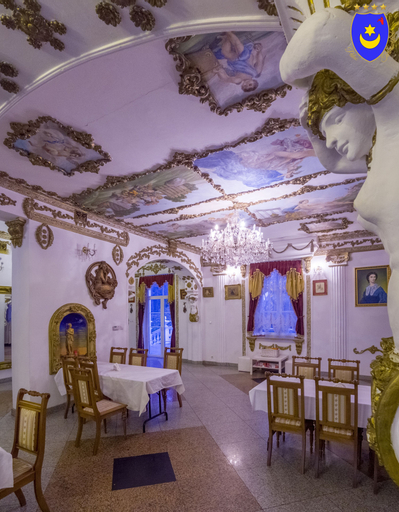 Public Area, Pałac Tarnowskich, Ostrowiec