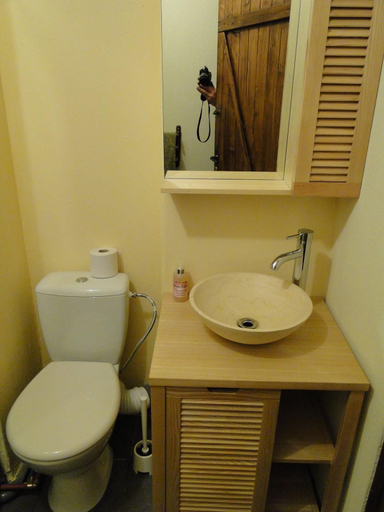 Bathroom 4, Eco Yourte Les Airelles, Puy-de-Dôme