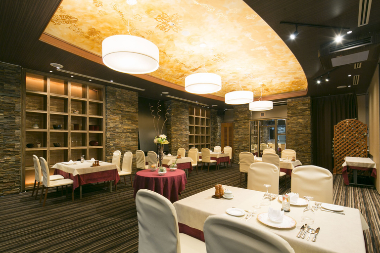 Food & Drinks 5, Skypark Hotel In Kurumayama, Chino