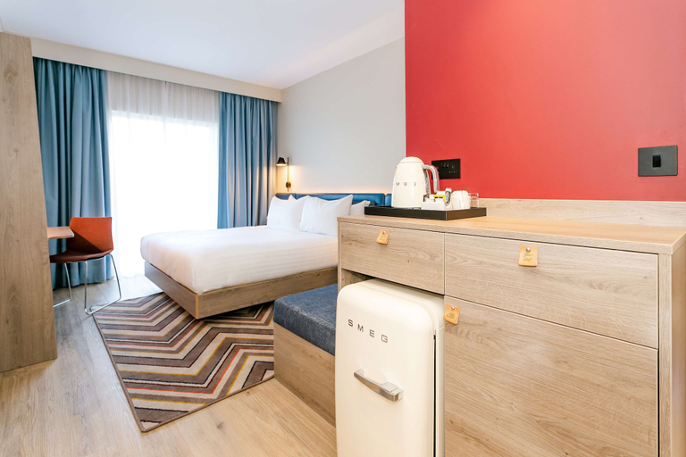 Bedroom 4, Hampton by Hilton Blackburn, Lancashire