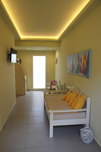 Bedroom 5, Effi Apartments, Crete
