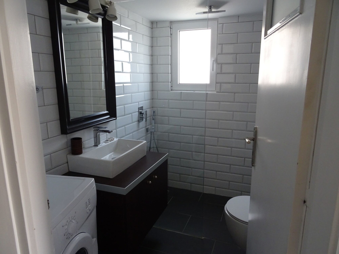 Bathroom 3, Minimal Luxury near Acropolis, Attica