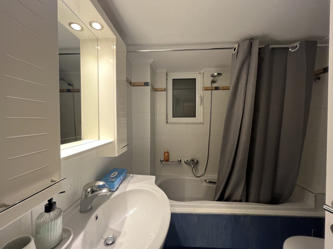 Bathroom 4, Hector Apartment Airport, Attica