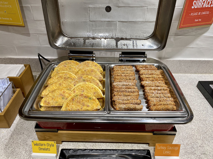 Food & Drinks 5, Hampton Inn & Suites Deland, Volusia