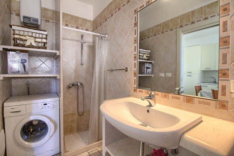 Bathroom 4, Casetta Dona a Ridosso Della Spiaggia Torre Vado, Lecce