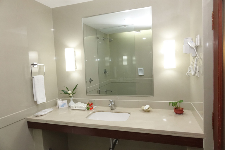 Bedroom 4, Hotel Abad Plaza, Ernakulam