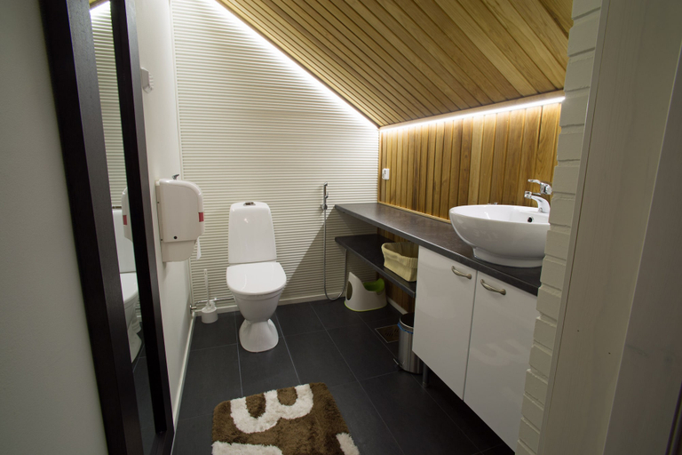 Bathroom 4, Vuokatinmaa Holiday Apartments, Kainuu