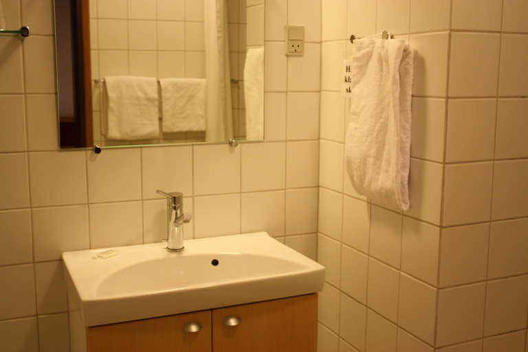 Bathroom 3, Løgumkloster Refugium, Tønder