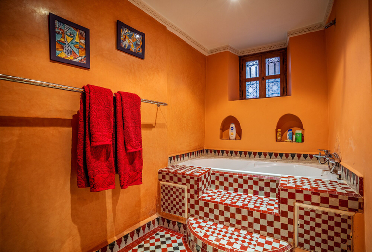 Bathroom 5, Riad Dar Alhambra, Marrakech