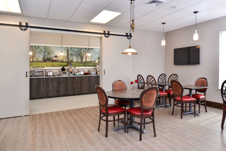 Food & Drinks 5, Appomattox Inn and Suites, Appomattox
