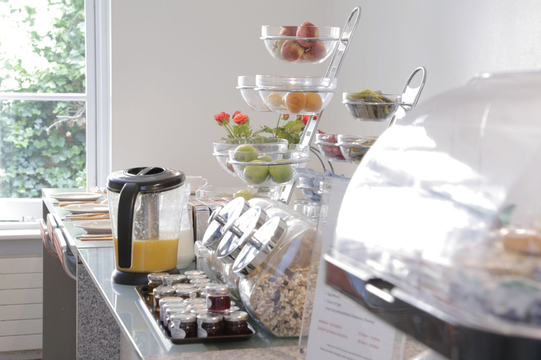 Food & Drinks 5, B+B Belgravia, London