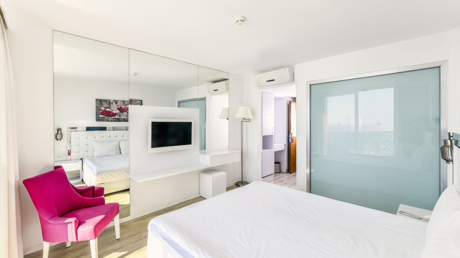 Bedroom 4, Le Bleu Hotel & Resort, Kuşadası