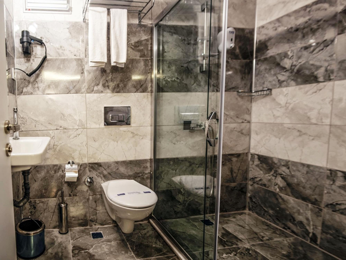 Bathroom 5, Hotel Bleu Nuit Bodrum, Bodrum