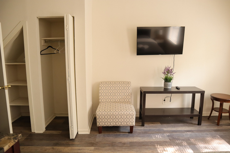 Others 4, Rittenhouse Suites, Philadelphia