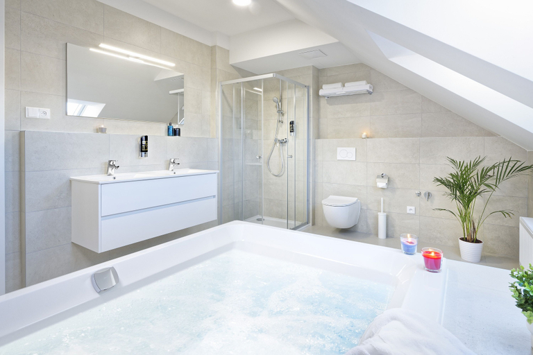 Bathroom 4, DownTown Suites Jugoslavska, Praha 1