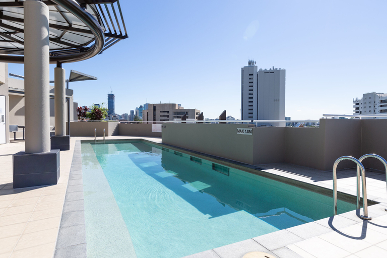 Sport & Beauty 3, Gabba Central Apartments, Brisbane