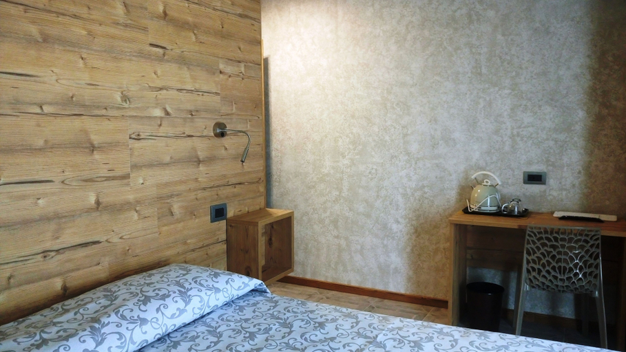 Bedroom 4, B&B Corte Rossa, Sondrio